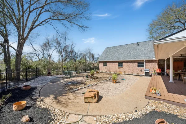 $785,000 | 2360 Gun And Rod Circle, Brenham, TX 77833