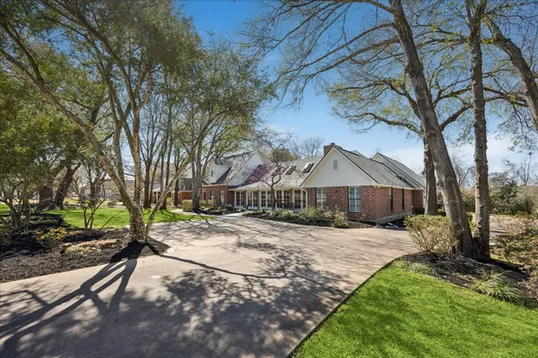 $785,000 | 2360 Gun And Rod Circle, Brenham, TX 77833