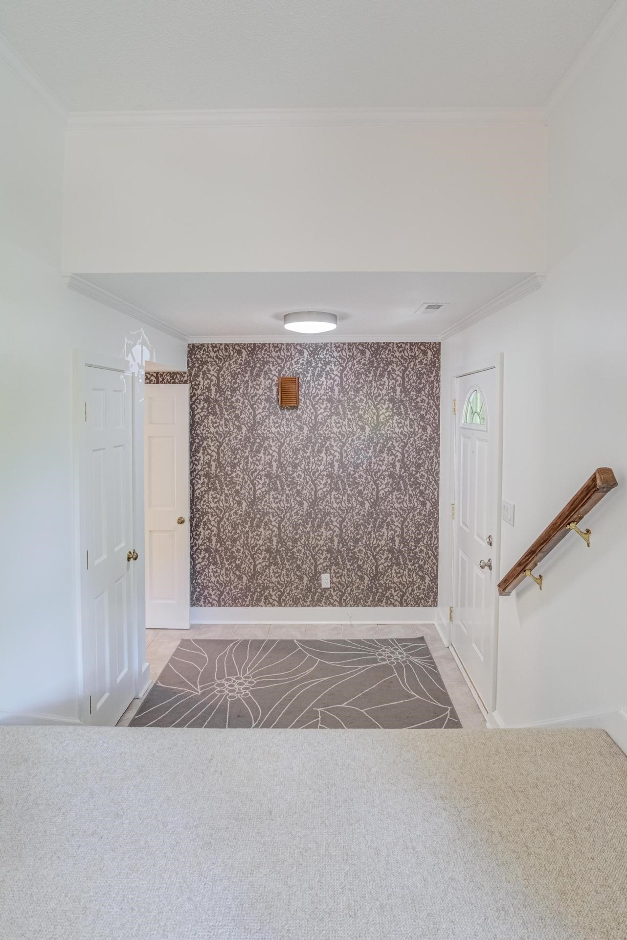 6417 Rockrest Court Raleigh, NC 27612 - Photo 9 of 56 Entry