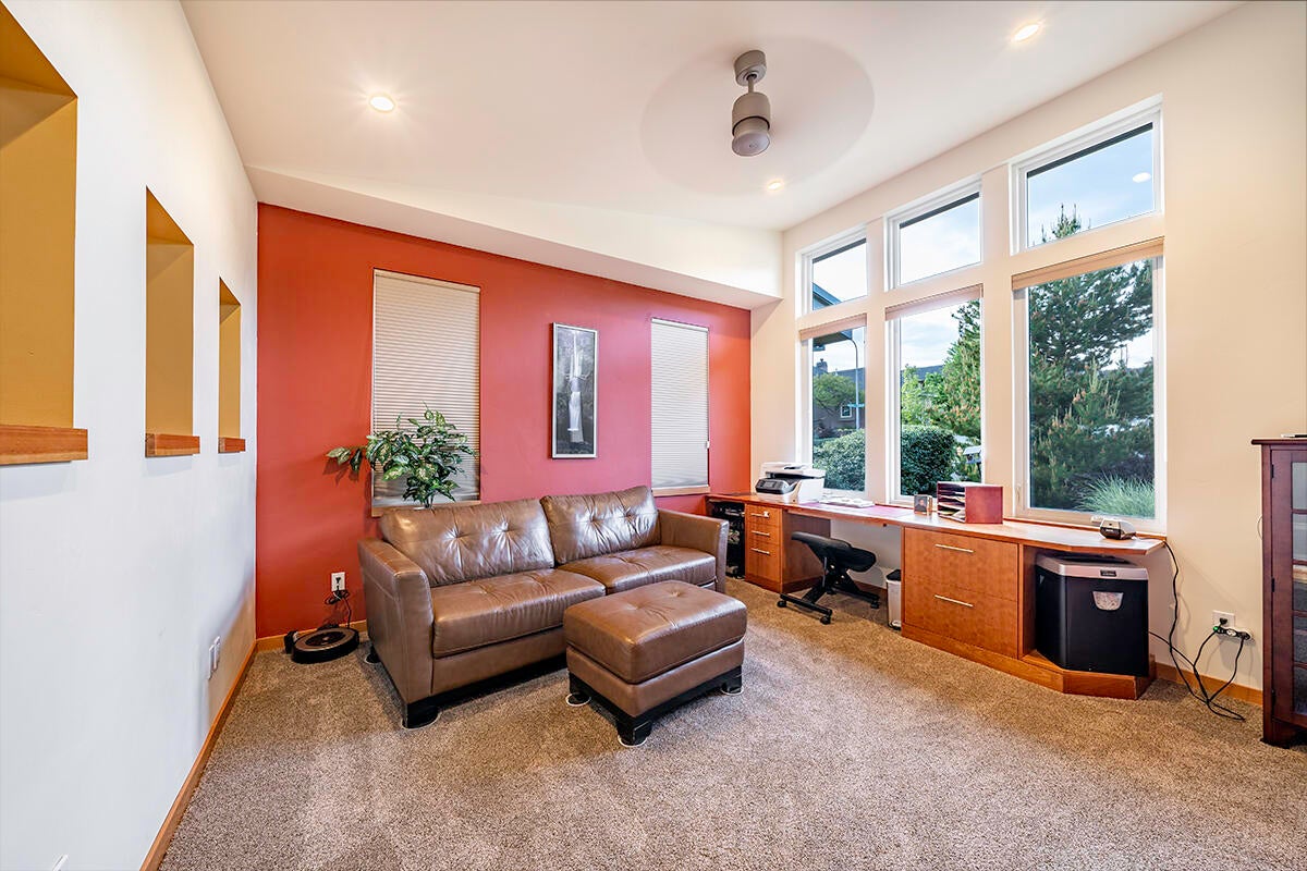 4220 Falcon Ridge Terrace Medford, OR 97504 - Photo 21 of 47 DSC08620-HDR