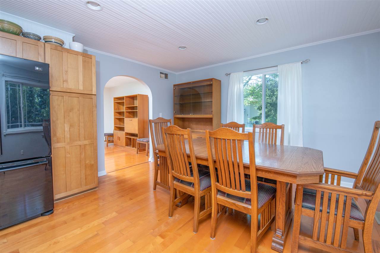 7627 East Rockton Road Roscoe, IL 61073 - Photo 6 of 39 Gallery Image 6