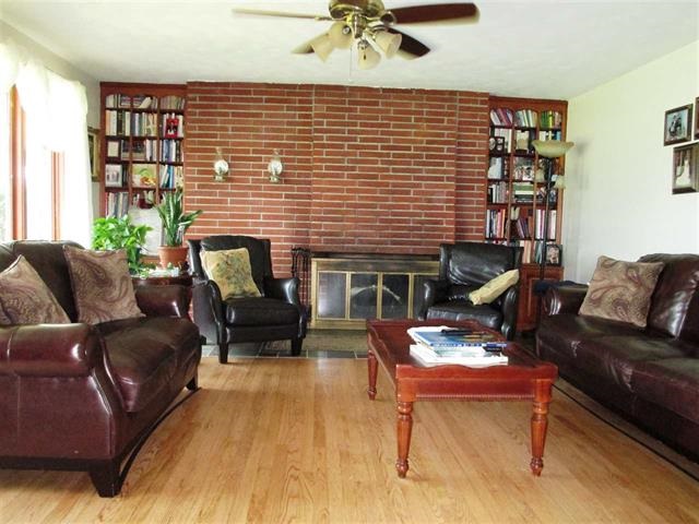 14436 Pierce Road Bremen, IN 46506 - Photo 3 of 29