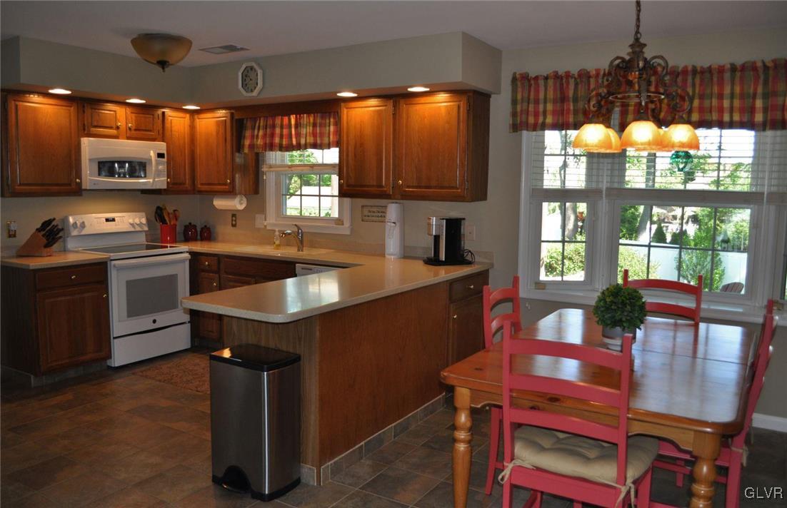 3211 Rambeau Road Bethlehem, PA 18020 - Photo 3 of 32 Gallery Image 3