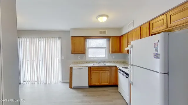 $1,495 | 26 Sand Street, Unit B, Albany, NY 12209