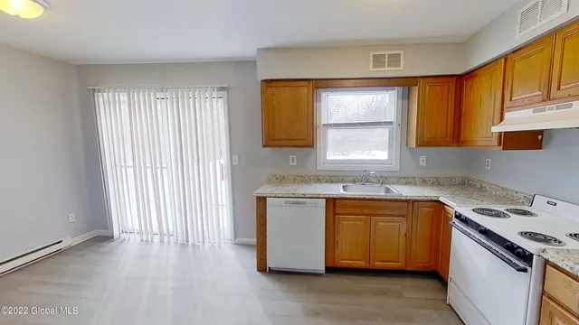 $1,495 | 26 Sand Street, Unit B, Albany, NY 12209