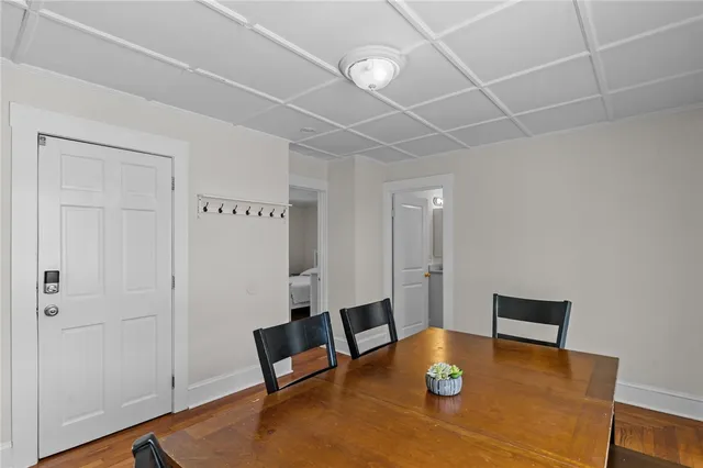 $4,250 | 11 Young Street, Unit 2, Newport, RI 02840