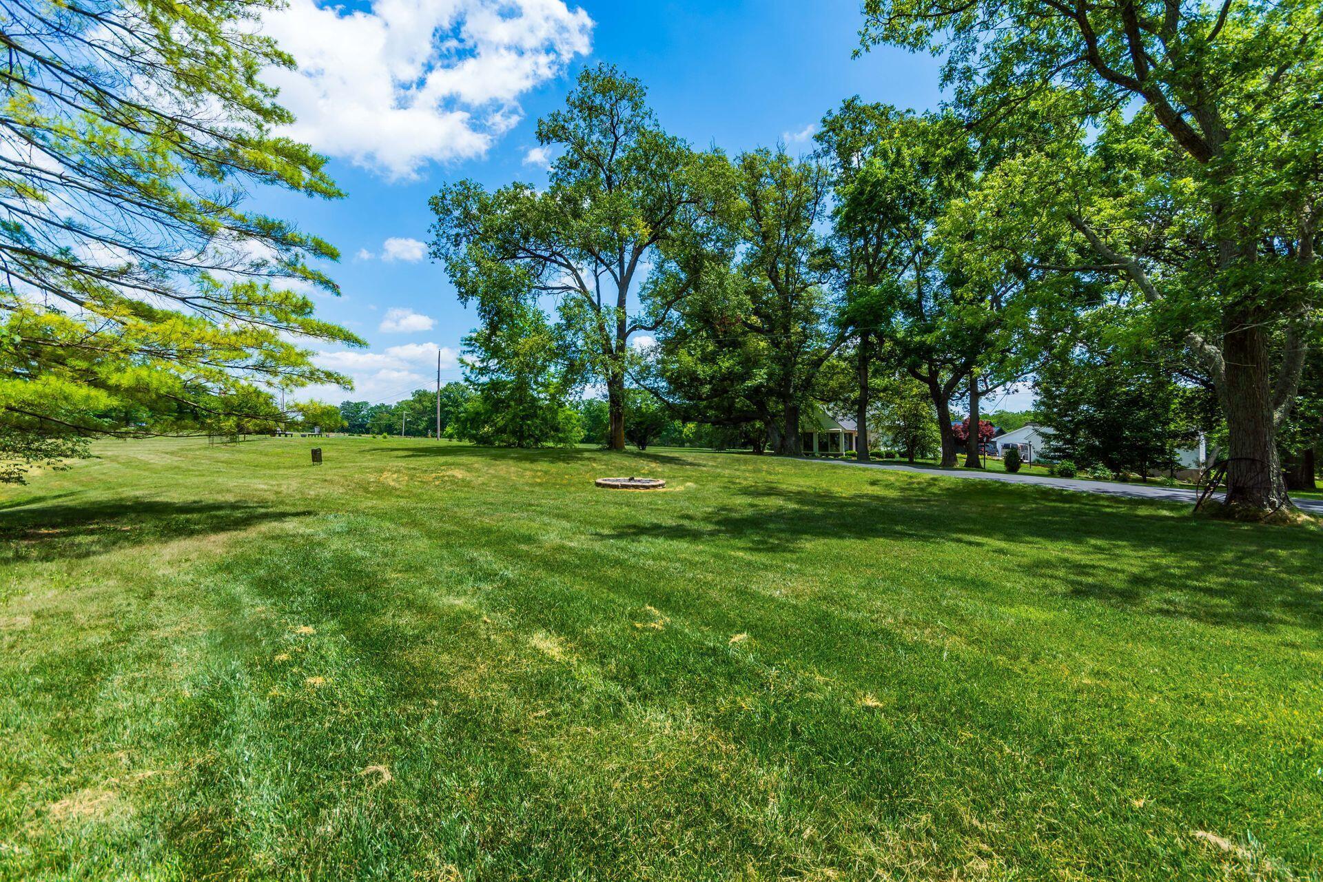 2275 Gardner Road Galloway, OH 43119 - Photo 31 of 38 Front yard