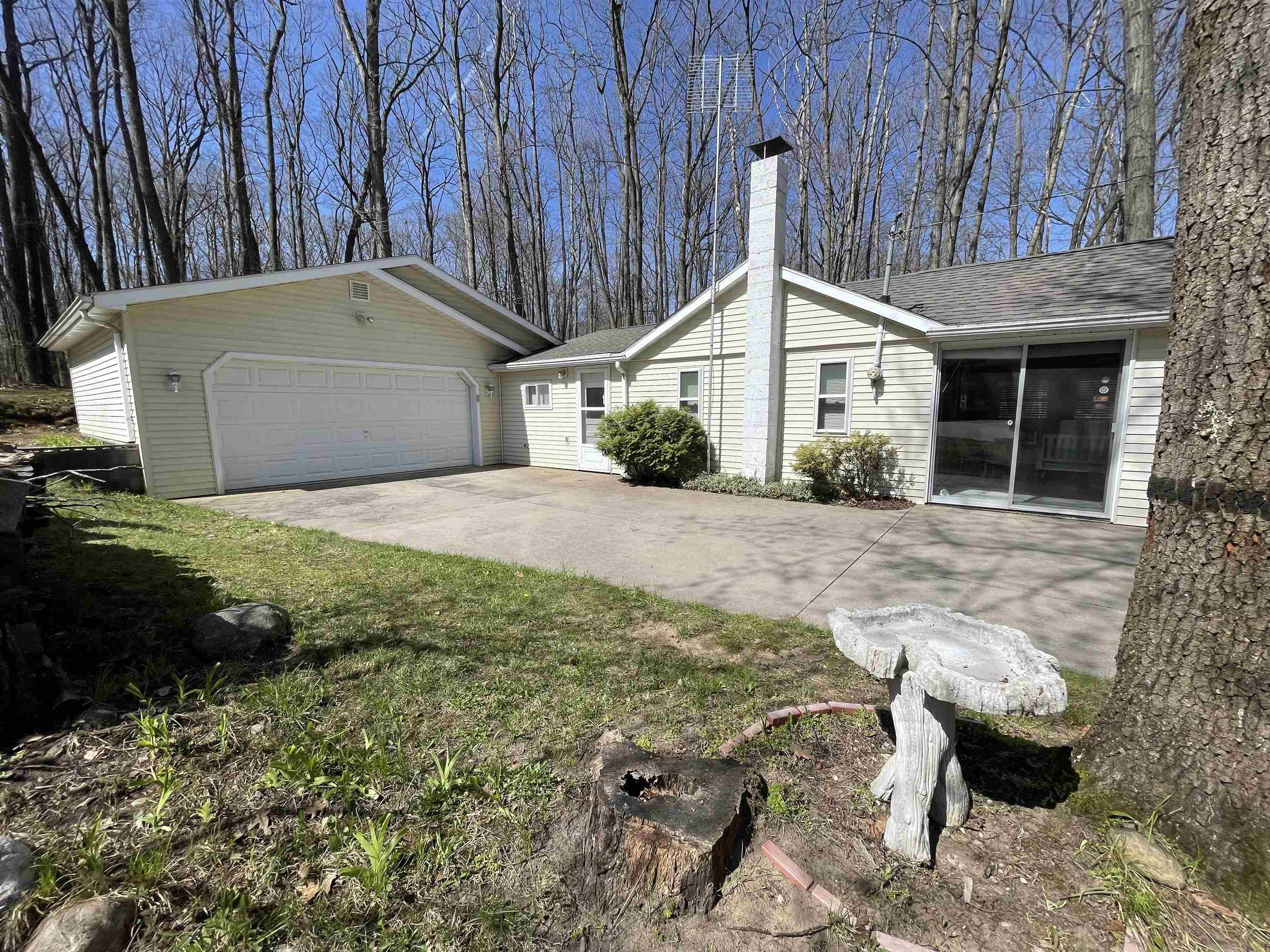 742 Bungo Lake Road Harrison, MI 48625 - Photo 6 of 59