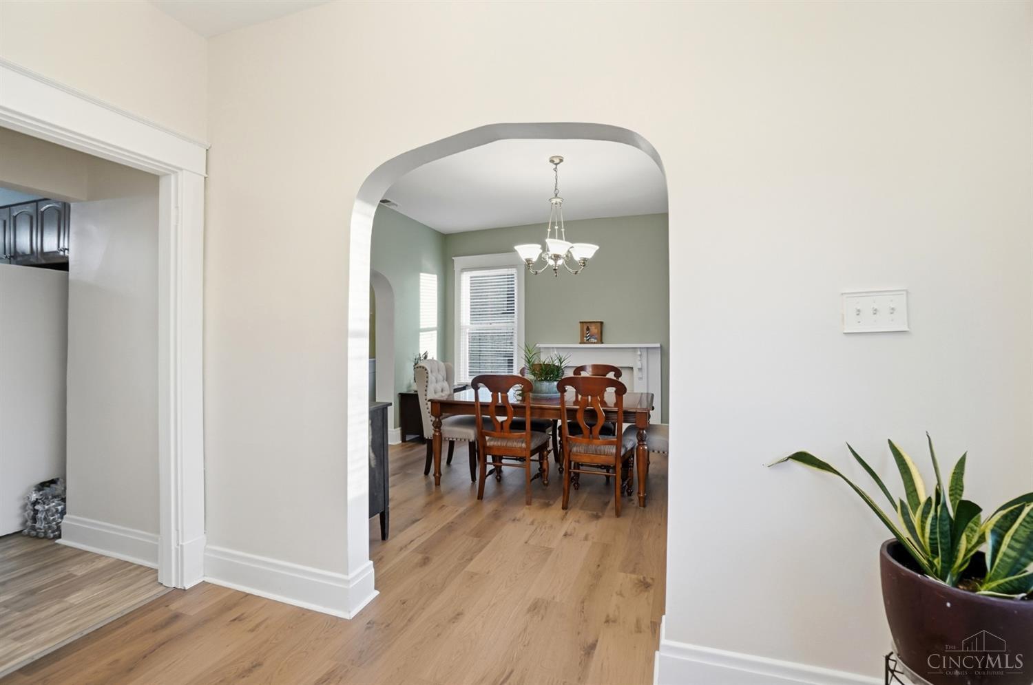 5524 Lester Road Cincinnati, OH 45213 - Photo 9 of 53 Gallery Image 9