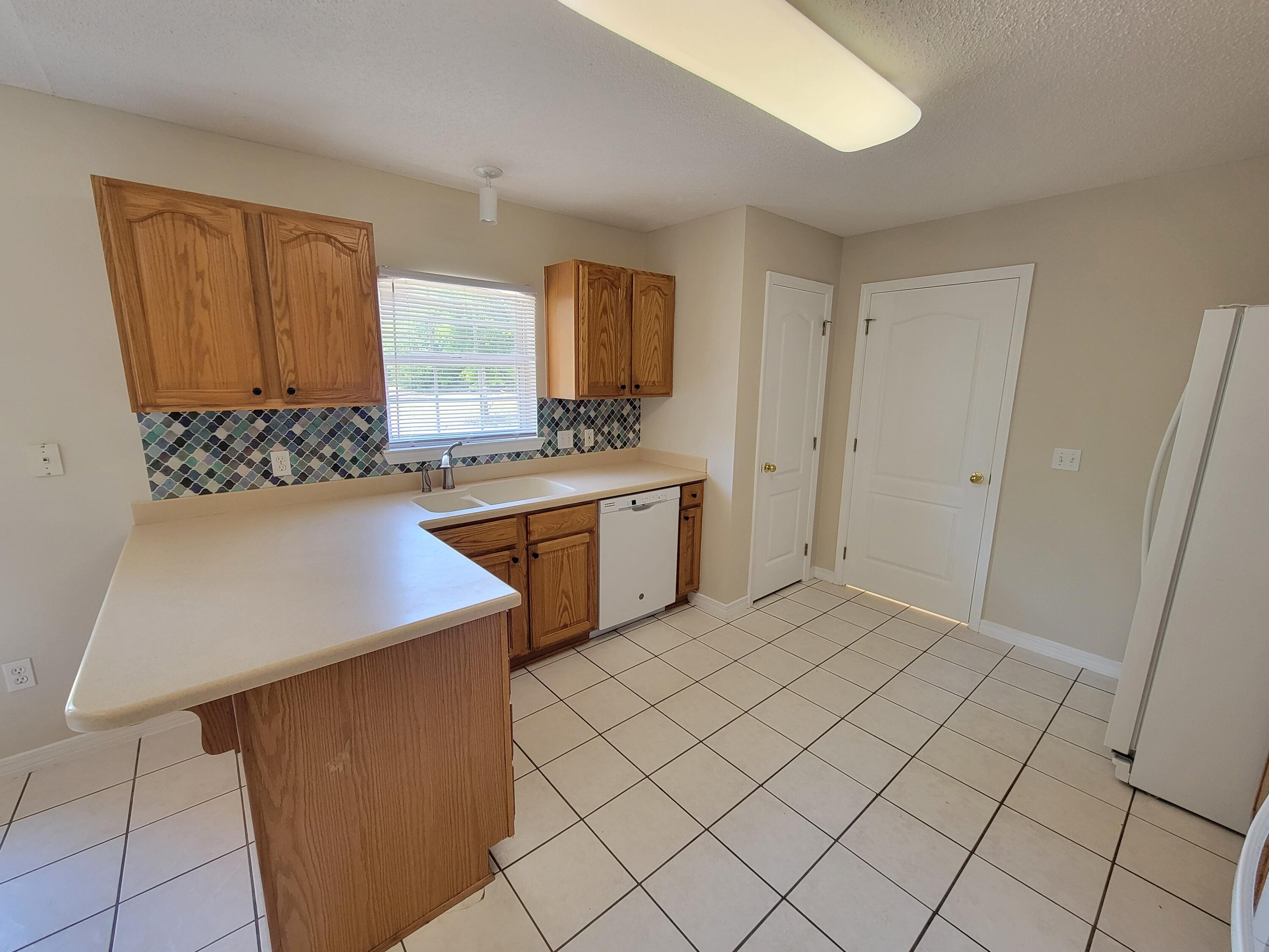6592 Codell Street Navarre, FL 32566 - Photo 7 of 25