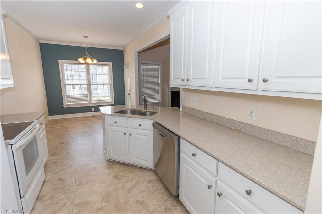 1109 Noah Road Graham, NC 27253 - Photo 9 of 32 Gallery Image 9