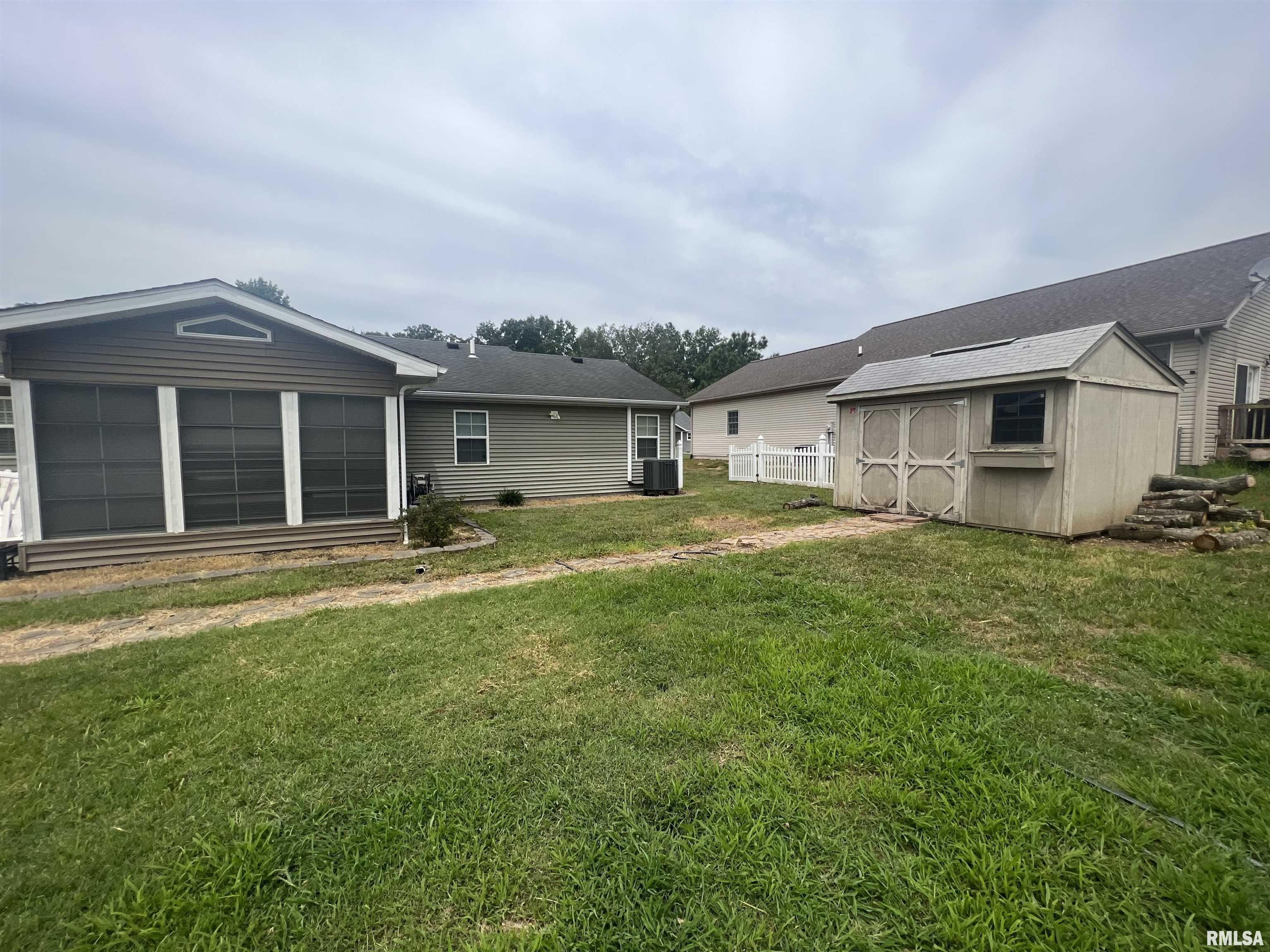 3128 Weaver Road Herrin, IL 62948 - Photo 15 of 15 Gallery Image 15