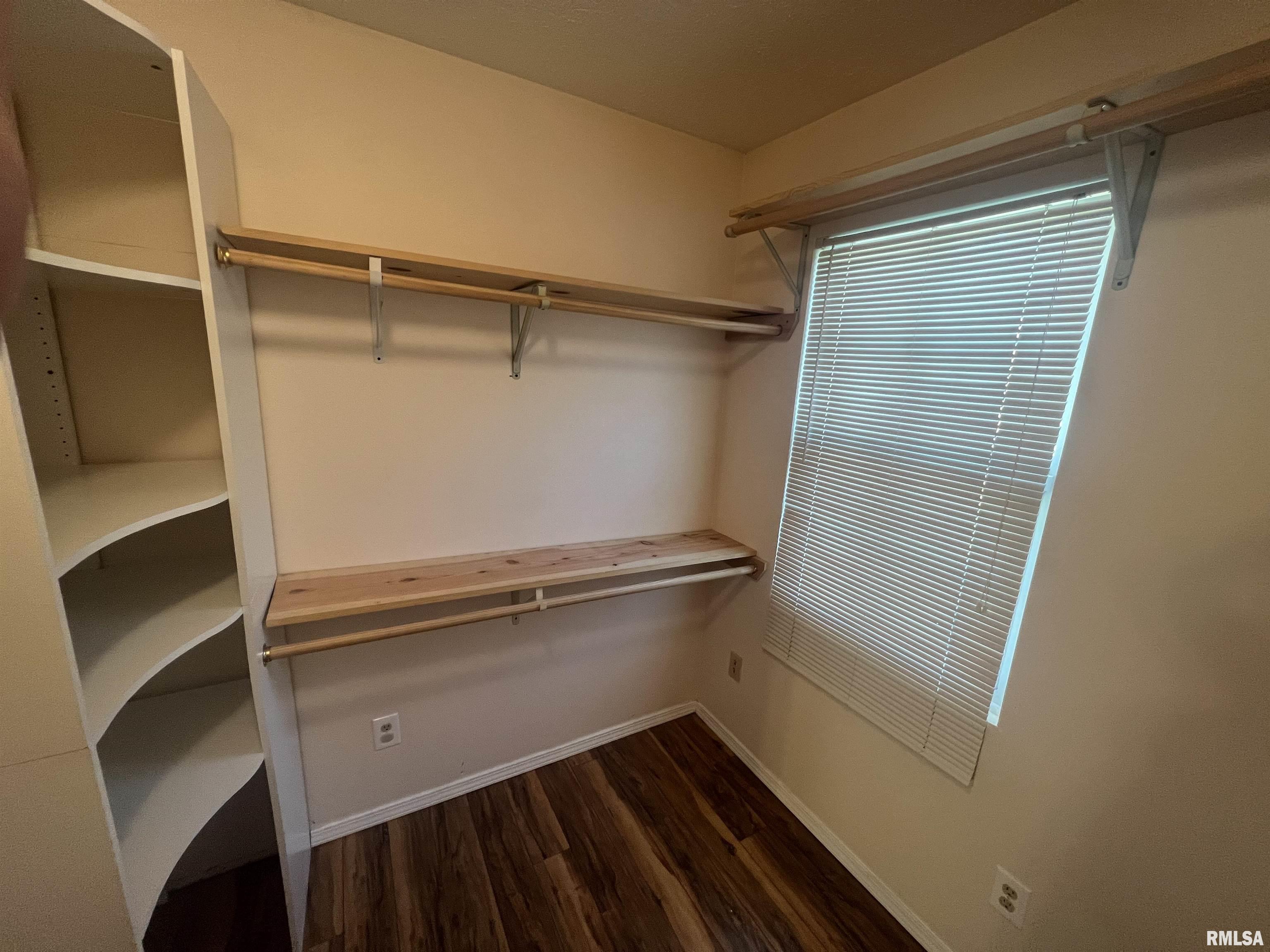 3128 Weaver Road Herrin, IL 62948 - Photo 8 of 15 Gallery Image 8