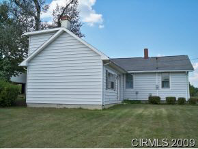 1725 North King Road Marion, IN 46952 - Photo 2 of 11
