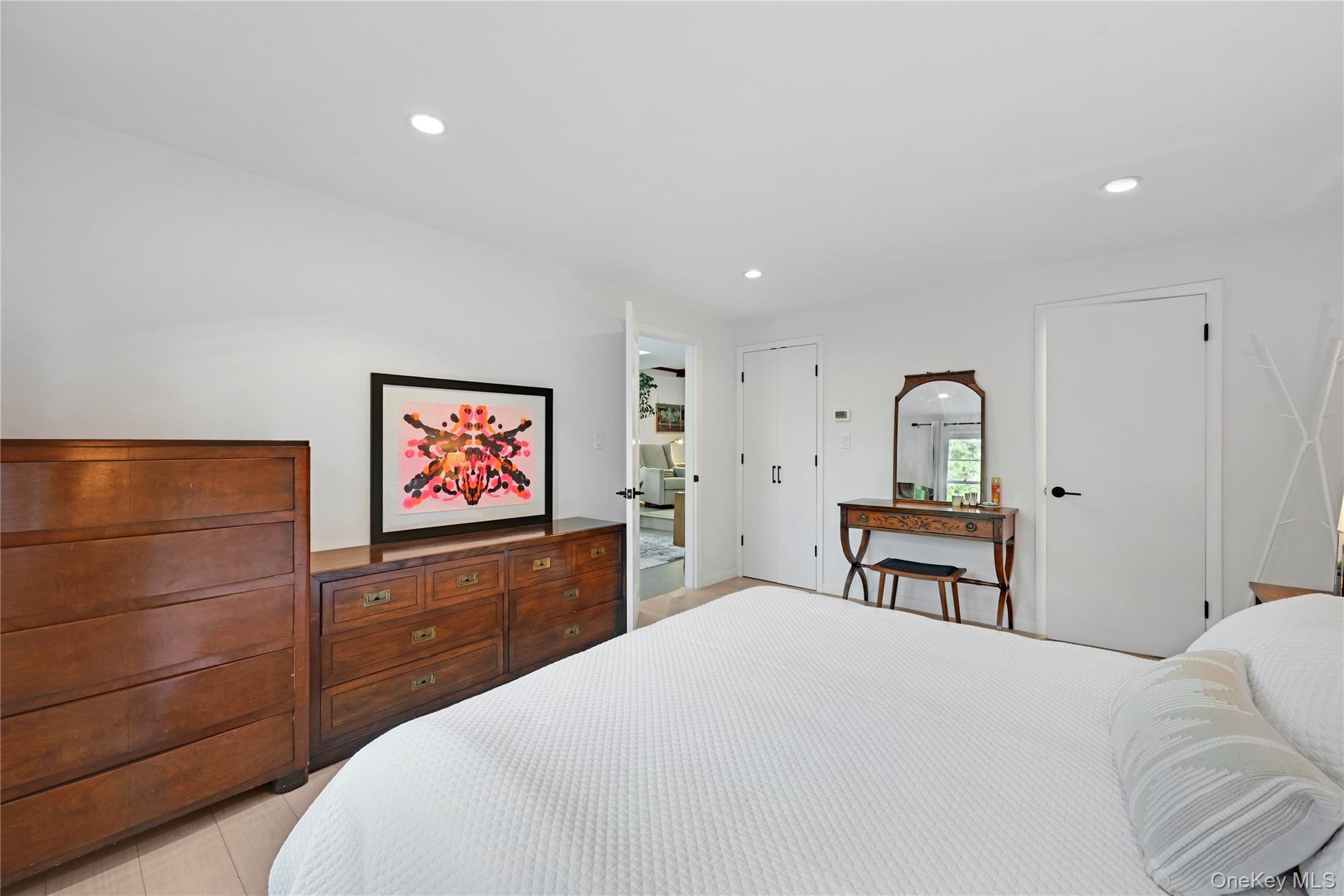 47 Mountainview Drive Tomkins Cove, NY 10986 - Photo 14 of 39 a bedroom with a bed and a dresser