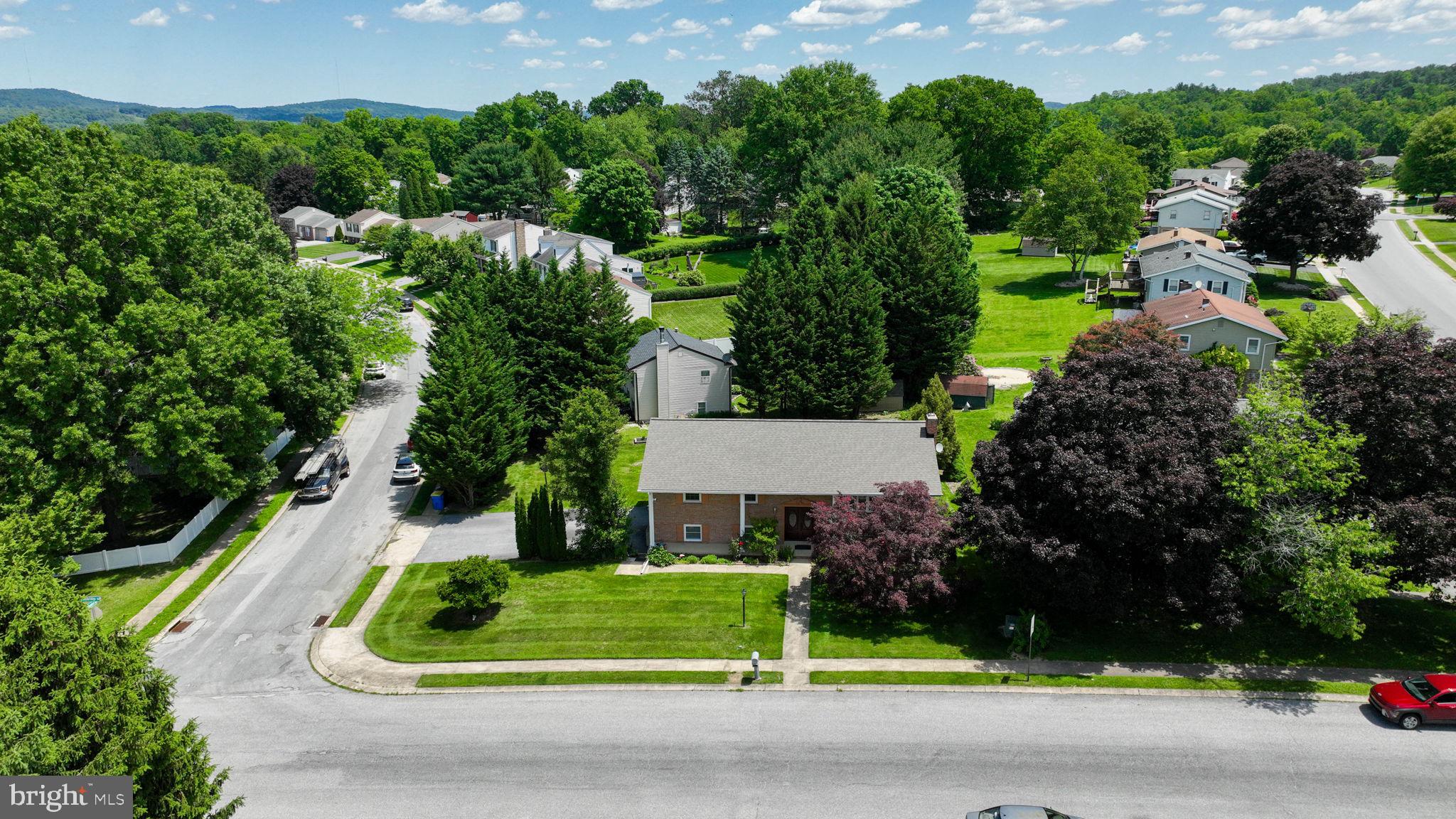 3495 Edenbridge Road York, PA 17402 - Photo 39 of 42 Gallery Image 39