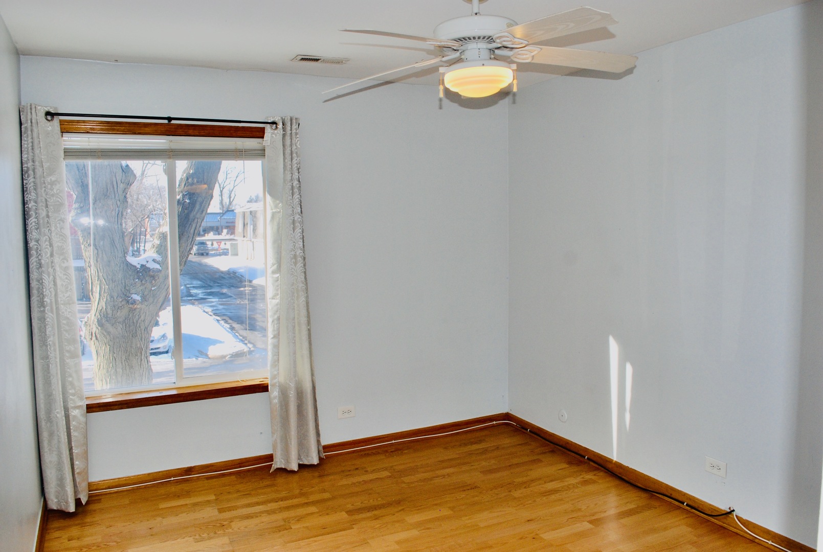 4710 Euclid Avenue, Unit 2D Rolling Meadows, IL 60008 - Photo 9 of 11