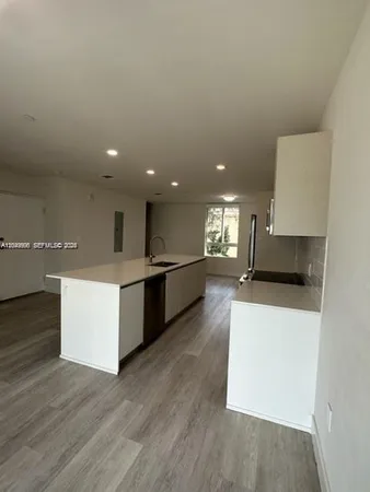 $460,000 | 2561 Northeast 193rd Street, Unit 1208, Miami, FL 33180