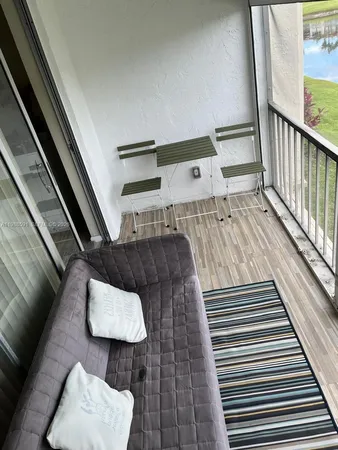 $1,550 | 361 South Hollybrook Drive, Unit 206, Pembroke Pines, FL 33025