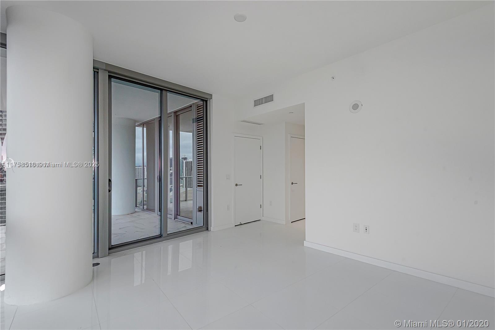 851 Northeast 1st Avenue, Unit 2600 Miami, FL 33132 - Photo 19 of 24 a view of an empty room