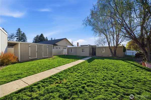 $325,000 | 231 Main Street, Waitsburg, WA 99361