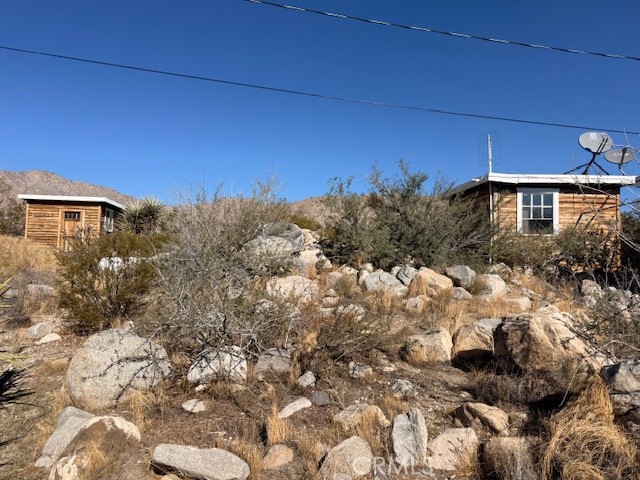 51136 Mecca Road Morongo Valley, CA 92256 - Photo 5 of 12 a view of a building