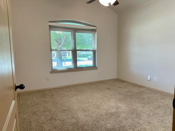 $425,000 | 6114 75th Place, Lubbock, TX 79424