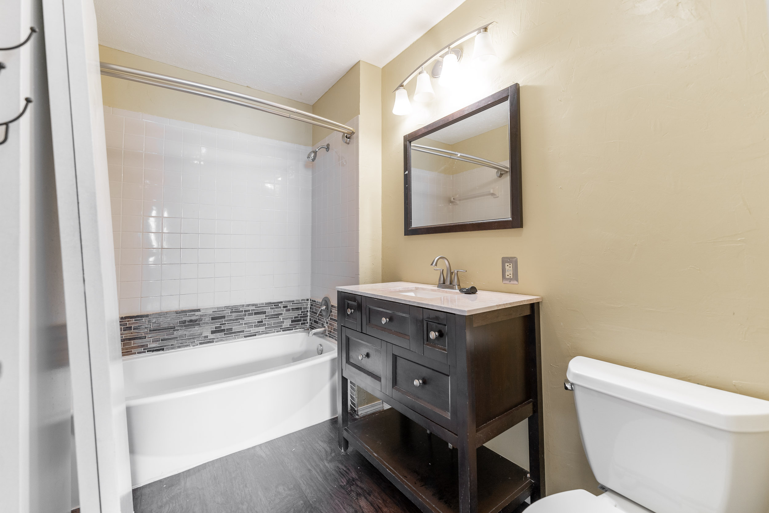 7135 Bay Point Court Indianapolis, IN 46214 - Photo 11 of 26