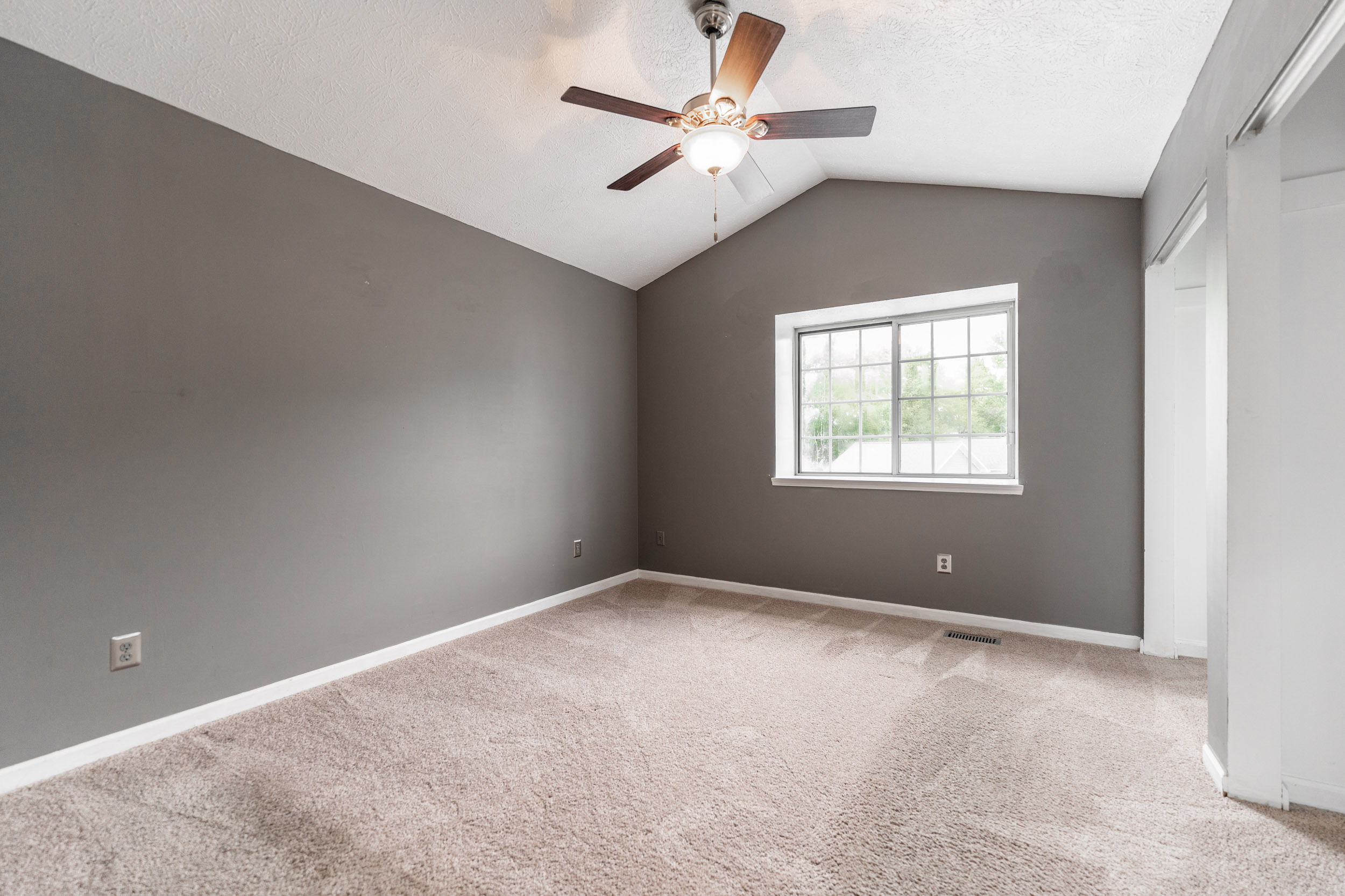 7135 Bay Point Court Indianapolis, IN 46214 - Photo 9 of 26