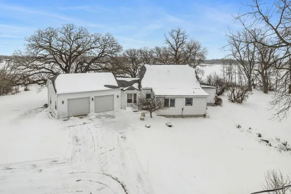 $409,900 | 11742 Sunset Circle, Hutchinson, MN 55350
