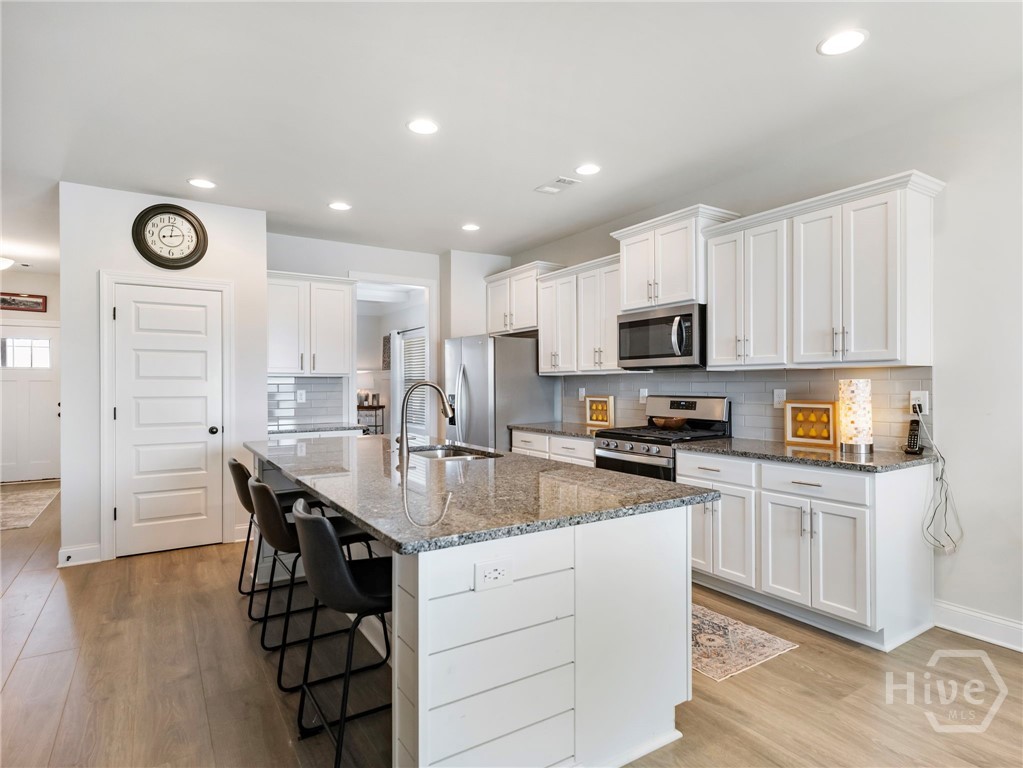 558 Calgary Downs Drive Winder, GA 30680 - Photo 8 of 31