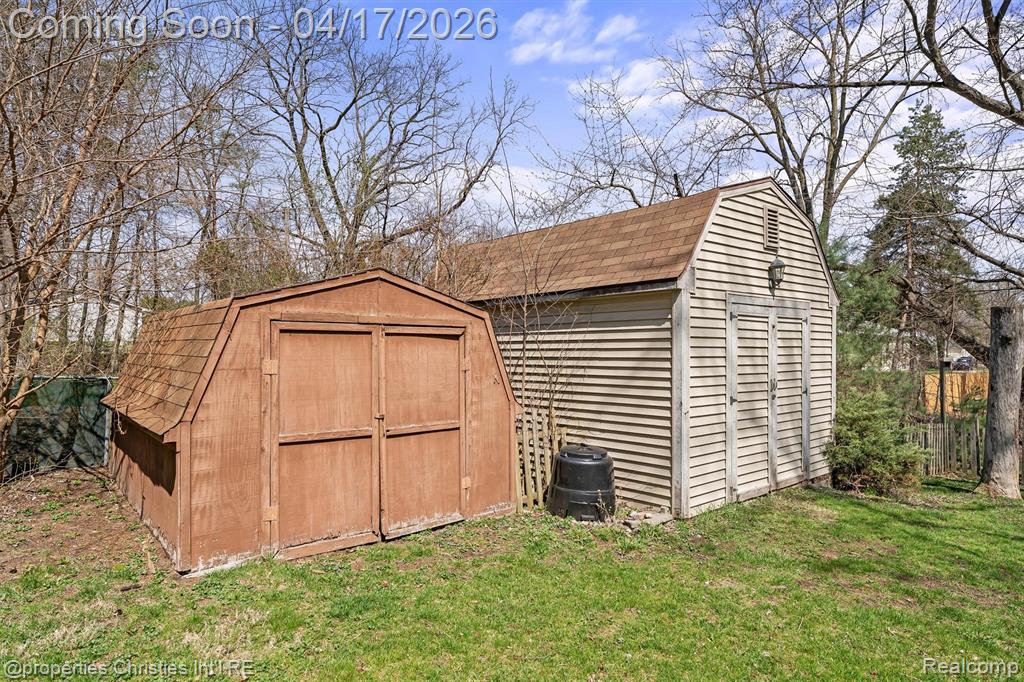 2919 Avalon Road Rochester Hills, MI 48309 - Photo 28 of 37