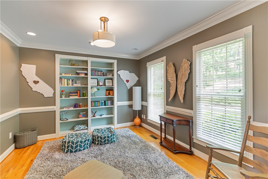 185 Summers Way Seneca, SC 29672 - Photo 16 of 50 Sitting room or office