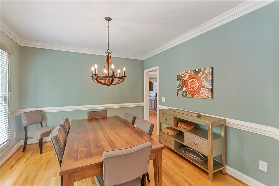 185 Summers Way Seneca, SC 29672 - Photo 17 of 50 Formal dining room