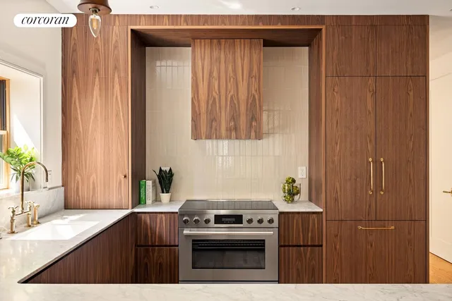 $2,495,000 | 148 Clinton Avenue, Unit 3 | Clinton Hill