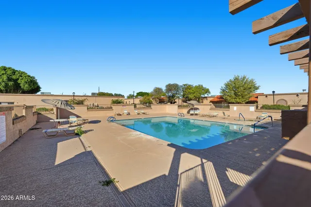 $295,000 | 97 North Cooper Road, Unit 93, Chandler, AZ 85225