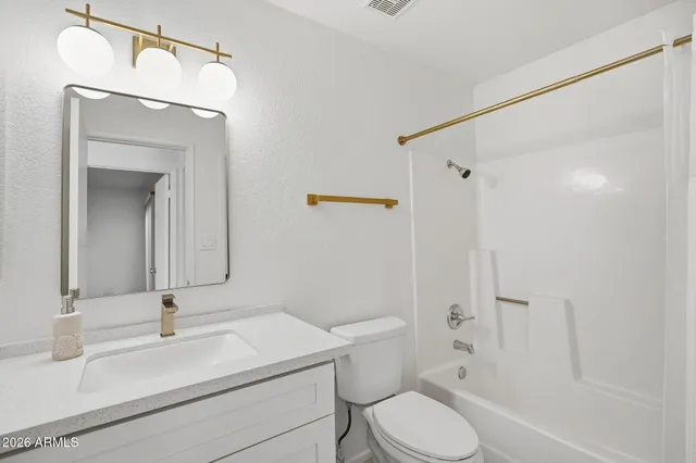 $295,000 | 97 North Cooper Road, Unit 93, Chandler, AZ 85225