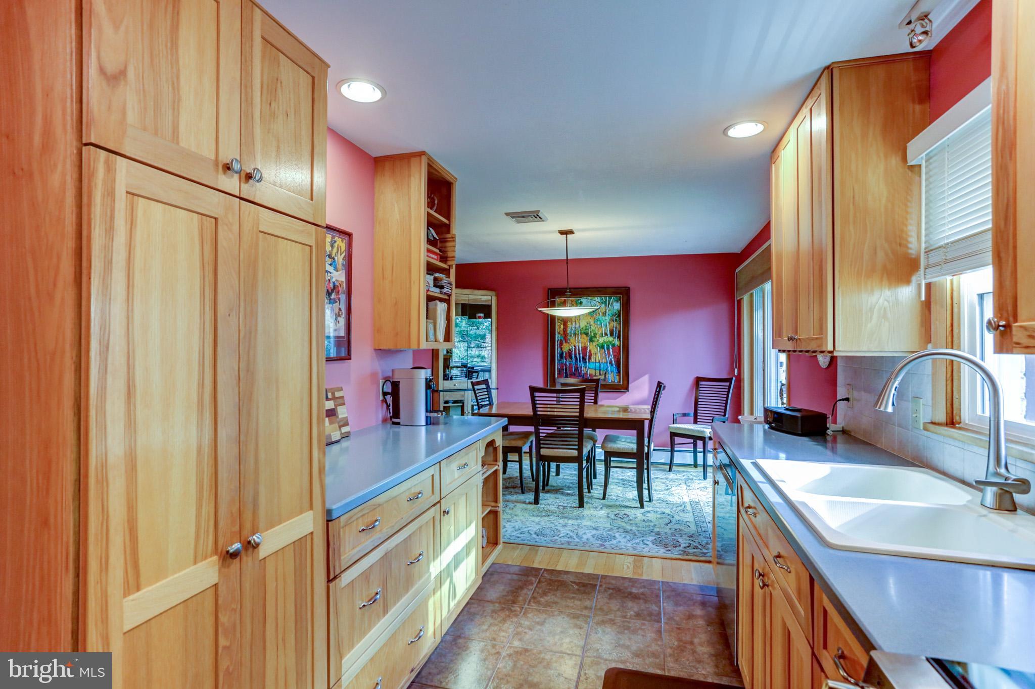 302 Hilltop Road Boiling Springs, PA 17007 - Photo 23 of 37 Gallery Image 23