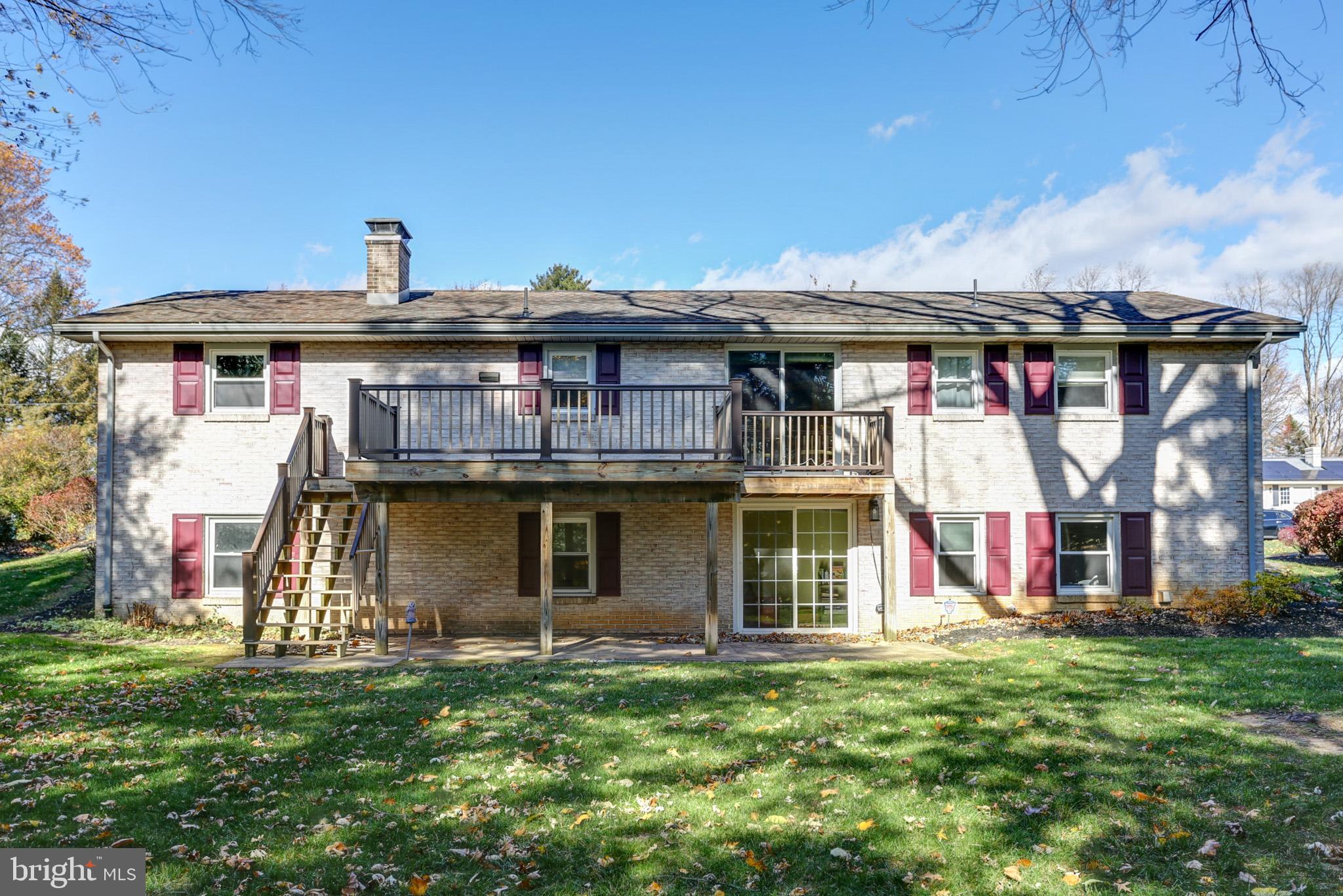 302 Hilltop Road Boiling Springs, PA 17007 - Photo 9 of 37 Gallery Image 9