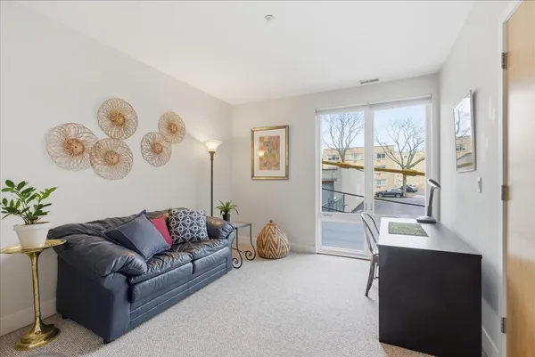 $775,000 | 2515 Prairie Avenue, Unit 1E, Evanston, IL 60201