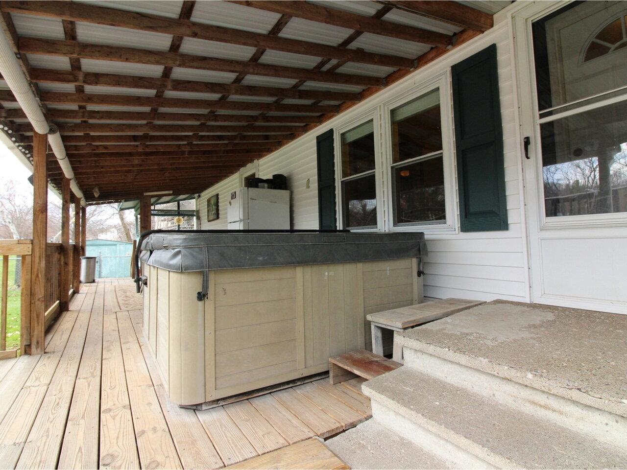 138 Colchester Road Essex, VT 05452 - Photo 17 of 22 Gallery Image 17
