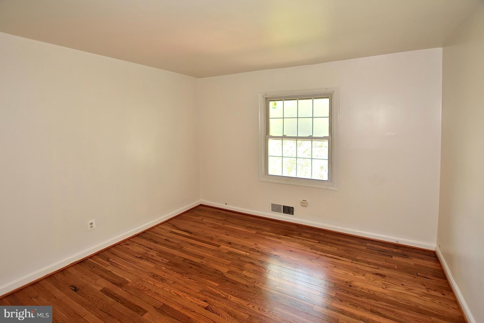 8212 Tory Road, Unit 140 Springfield, VA 22152 - Photo 12 of 17 Bedroom 2