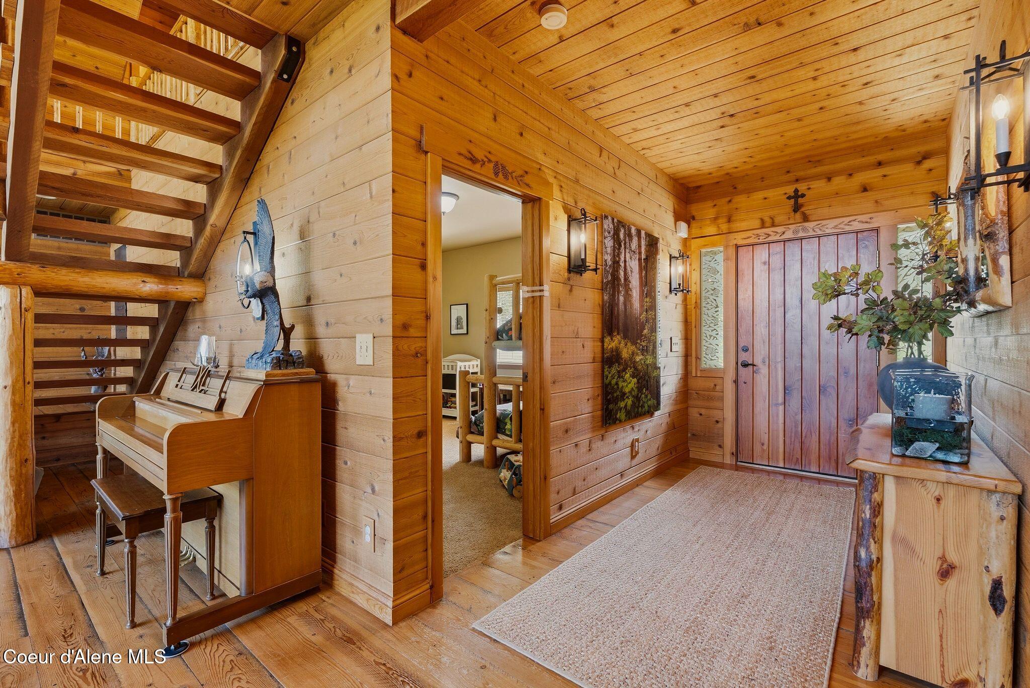 235 Kiebert Loop Hope, ID 83836 - Photo 6 of 97 Living Room