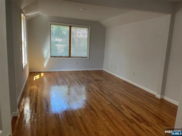 $3,850 | 140 Carver Avenue, Westwood, NJ 07675