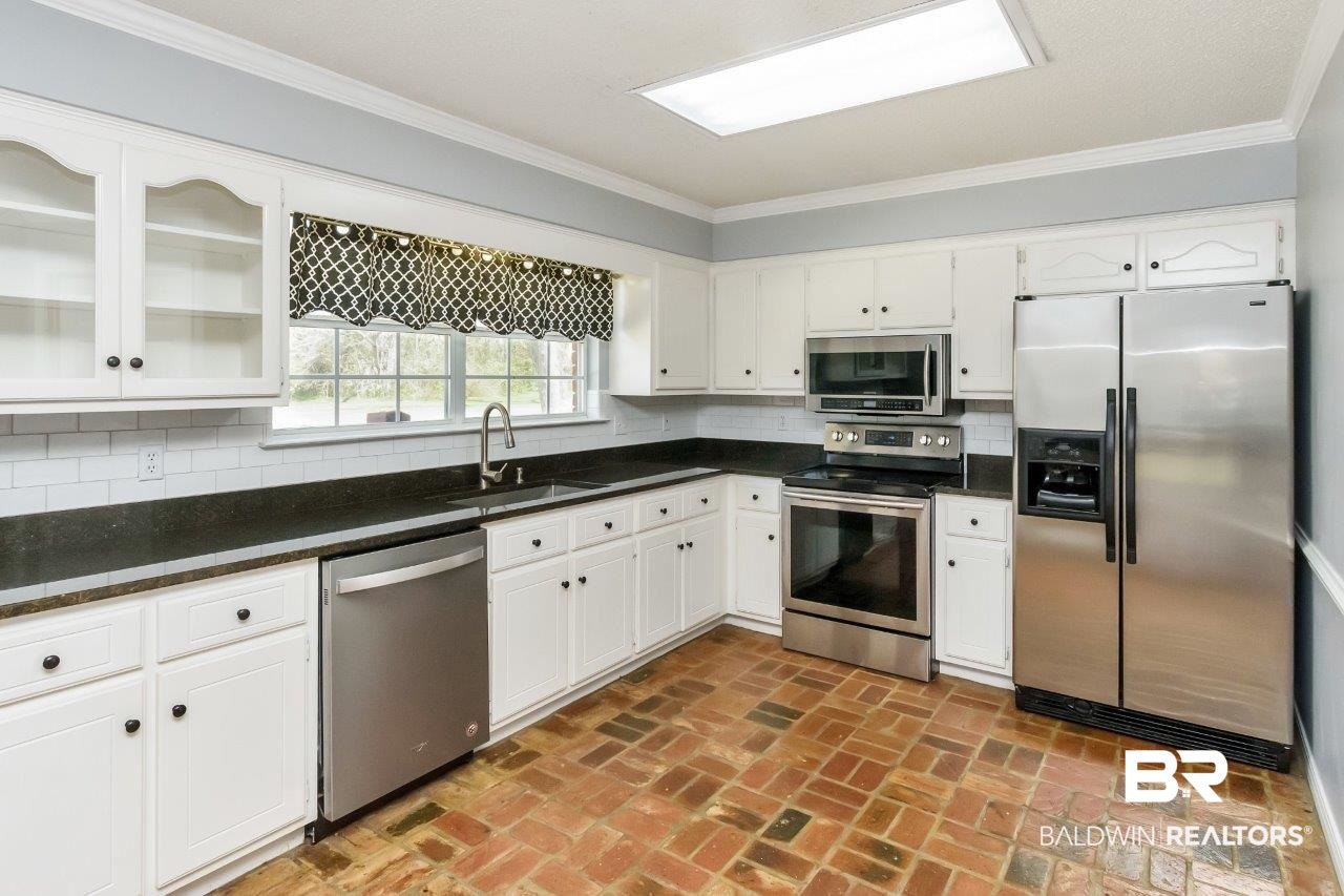 10025 School House Road Grand Bay, AL 36541 - Photo 10 of 39