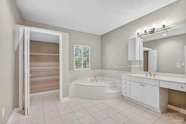 a view of backyard with tree