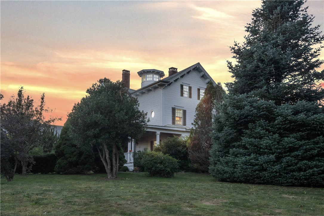 12 Tyler Point Road Barrington, RI 02806 - Photo 6 of 22