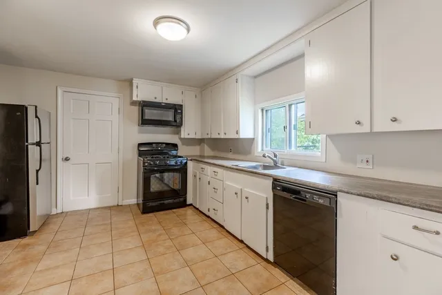 $2,600 | 55 Morse Street, Unit 1, Watertown, MA 02472