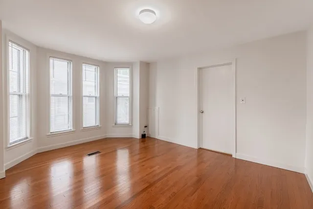 $2,600 | 55 Morse Street, Unit 1, Watertown, MA 02472