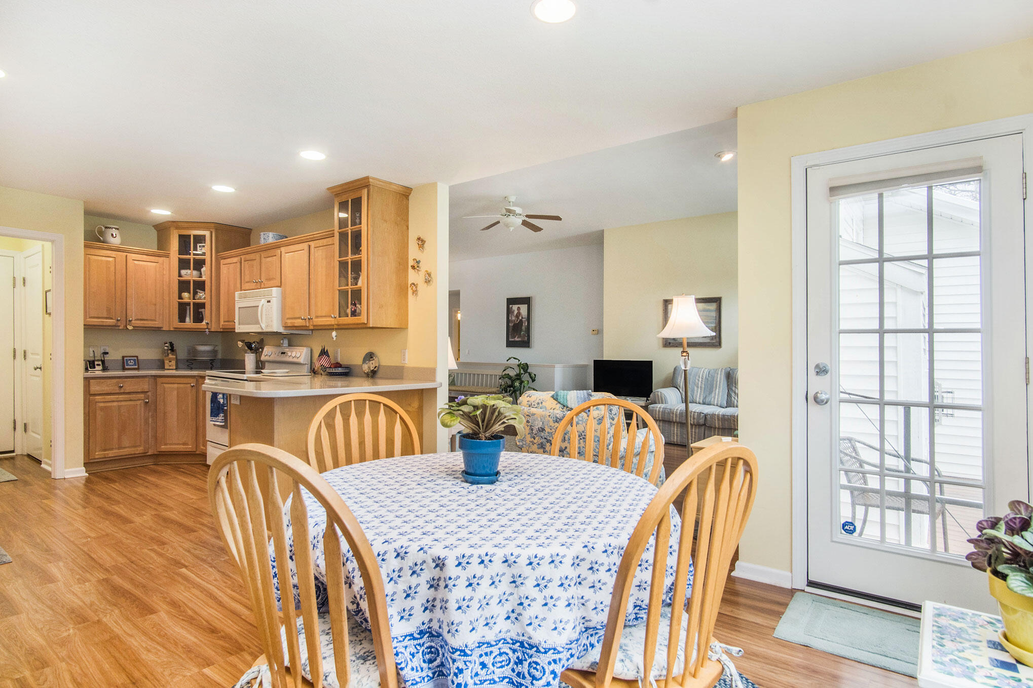 104 Stone Gate Court Spring Lake, MI 49456 - Photo 10 of 33 DSC04177